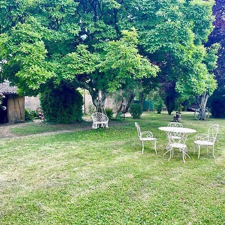 La Casa Del Papa - Maison Spacieuse Avec Jardin 돌 외부 사진